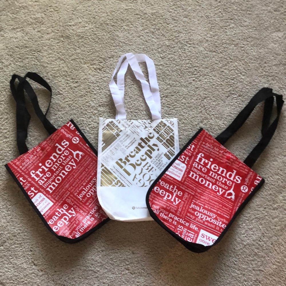 3 Lululemon bags